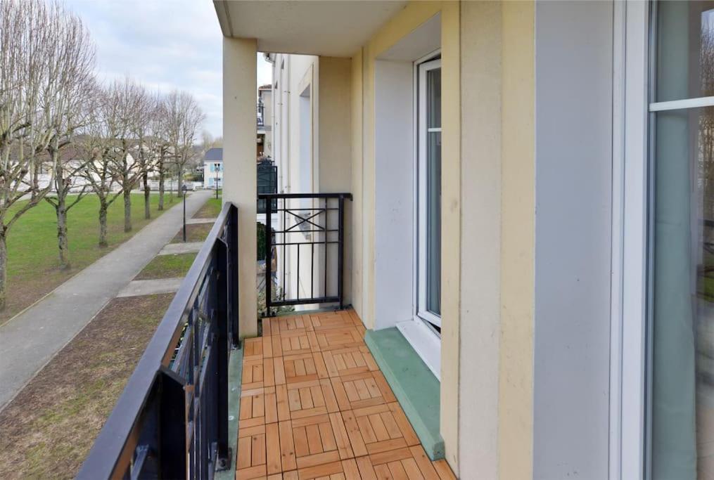 Sesame Duplex Disneyland Paris Netflix 6 Personnes Et 1 Bebe Avec Parking Lejlighed Bailly-Romainvilliers Eksteriør billede